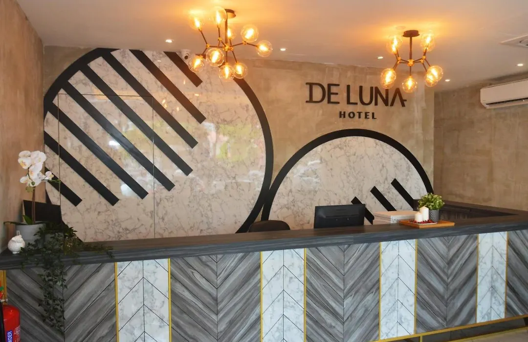De Luna Hotel Sri Petaling-1