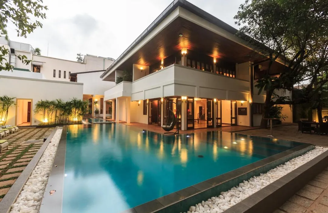 Colombo Court Hotel & Spa-1