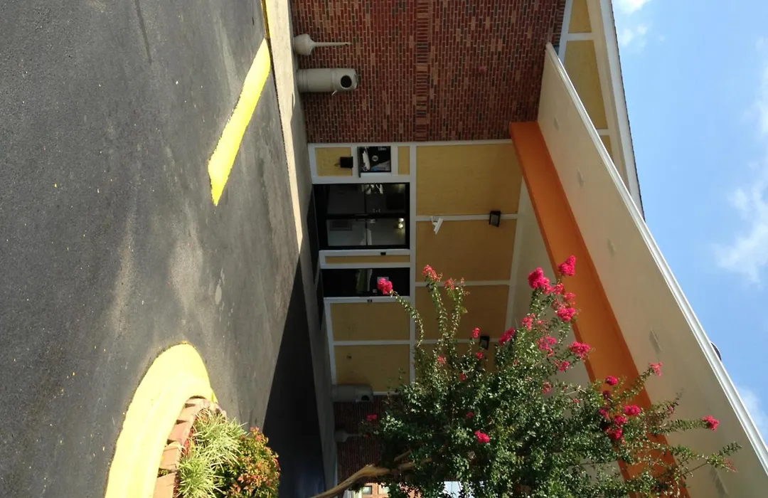 Super 8 By Wyndham Charlotte University-1