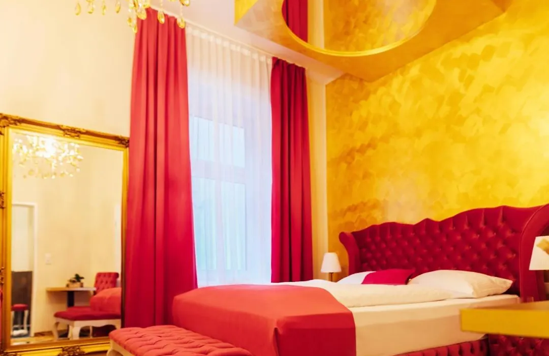 Hotel Hamburger Perle By Uniqstay-1