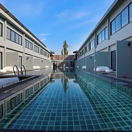 S Ratchada Leisure Hotel-2