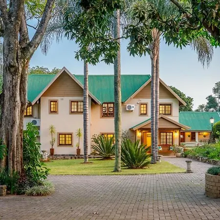 Country Lane Lodge-3