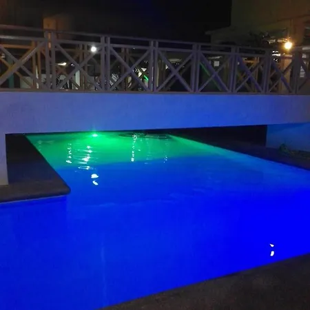 Alona Katchajo Inn-2