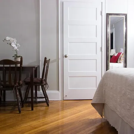A And Fayebed And Breakfast, Inc,-3