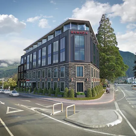 Ramada By Wyndham Queenstown Central-2