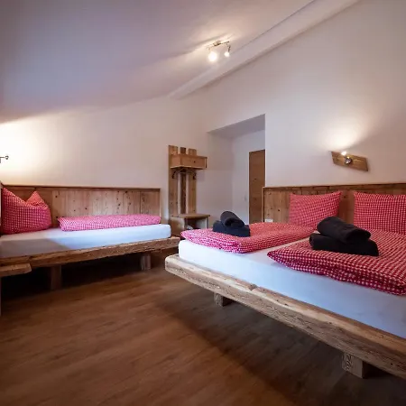 Ferienhaus Hoellwarth-2