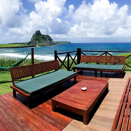 Casa Dos Tubaroes-3