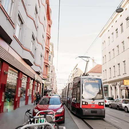 Vienna Boutique - Premium Hostel-2