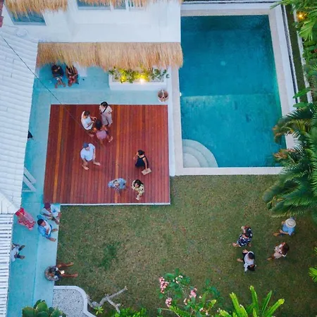 Guru Canggu Art Hotel-3