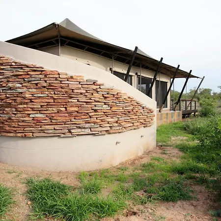 Thabamati Luxury Tented Camp-2