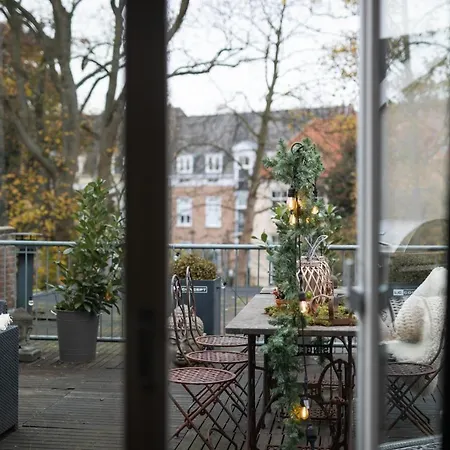Cosy Nock ! Little Gem At City Center With Large Terrace !-3