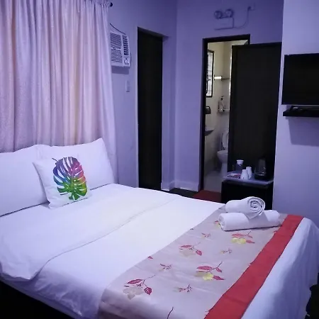 Halfway House Hostel Mactan Cebu Airport-3