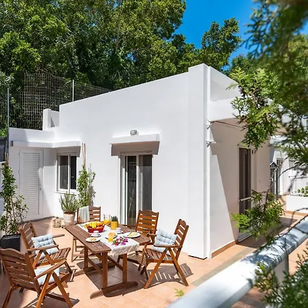 Haven Villa Central Very Quiet Near Elli Beach And Old Town-3