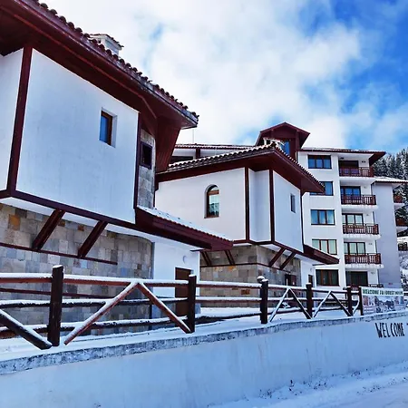Forest Nook Villas-3