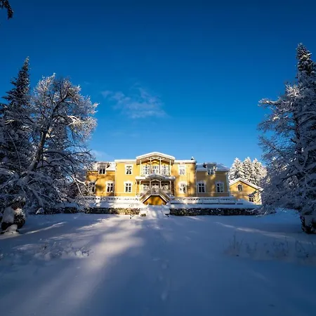 Karolineburg Manor House Hotel-3