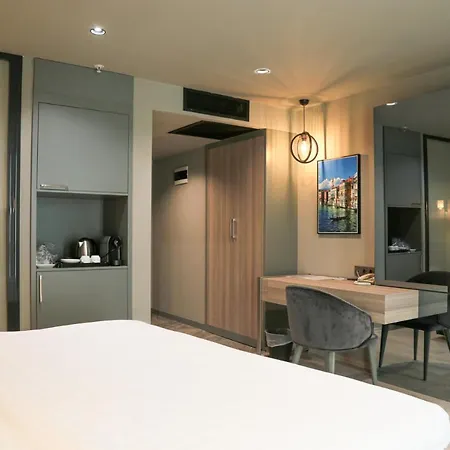Pasaport Pier Hotel-3