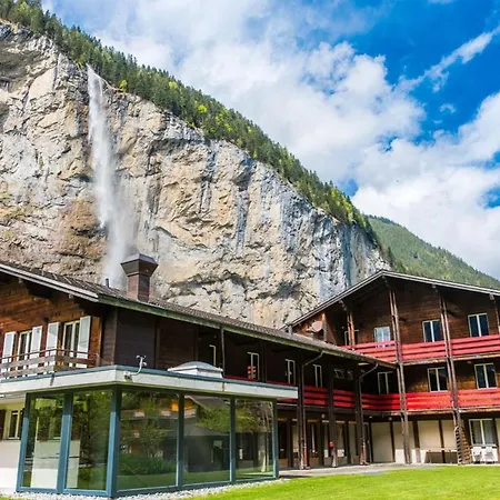 Alpine Base Hostel - Adults Only-2