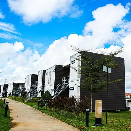 Lakeview Terrace Resort Pengerang-2