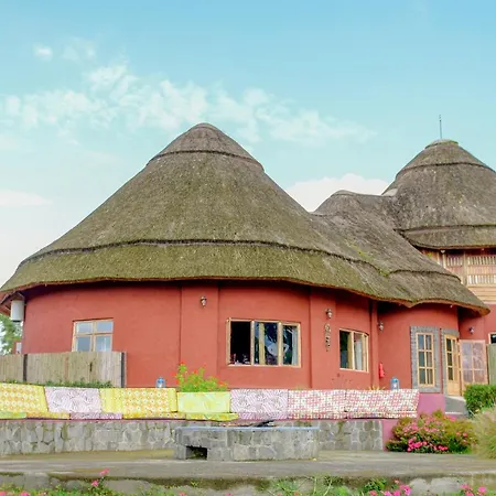 Ingagi Park View Lodge-3