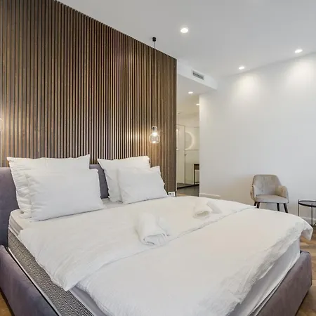 Budapest Eye- Boutique Suites, By Bqa-2