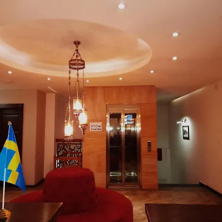 Hotel Happy-3