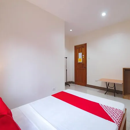Oyo 781 Junie Pension House-3