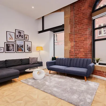 2Bed Nyc Style Apartment In Central Leeds-3