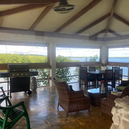 Dolphin Bay Hideaway-2