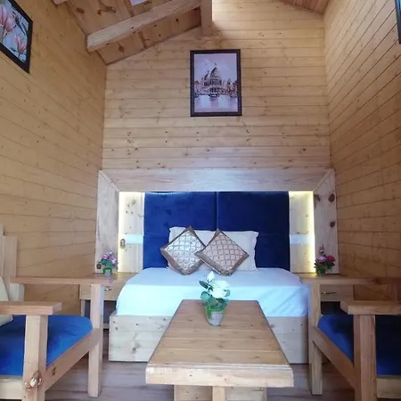 Rooftop Cottages & Restaurant, Pangot-3