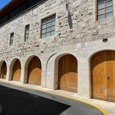 Suite Royale Maison De L'Eglise Du Couvent-3