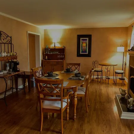 The Yellow Rose Of Talbot Bed And Breakfast-3