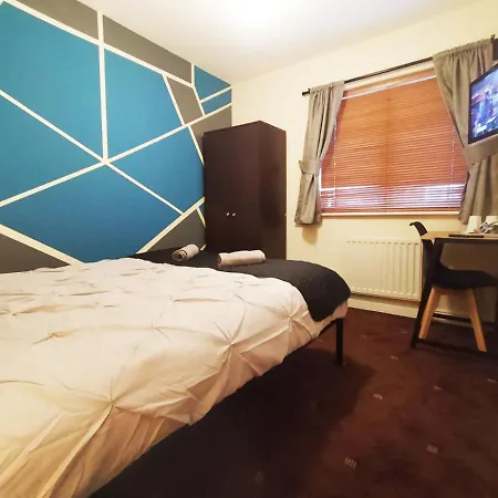 Bankwell Guest House-2