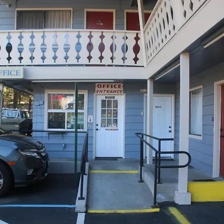 Thunderchief Inn-2