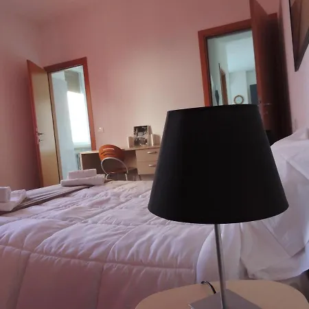 "Casa Giuliari" In Borgo Roma Vicino Policlinico Univr Fiera-2