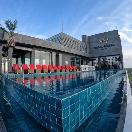 Regal Reseau Hotel & Spa-2