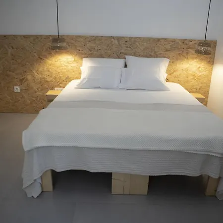 Urban Sal Loft-2