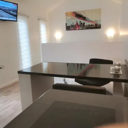 Cabana Emilia House-2