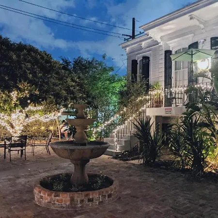 The Esplanade Guesthouse Mansion-3