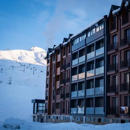 New Gudauri, Alpic 503-3