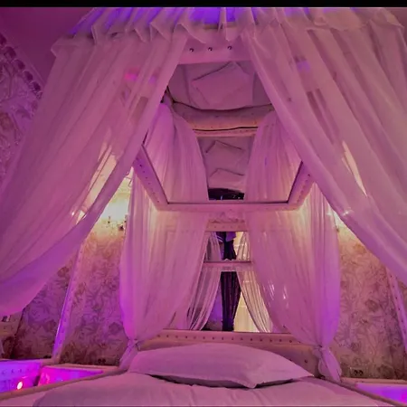 Anadi Hotel Boutique Only Adult-3