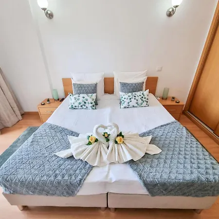 Apartment Rocha Tower Lovely-3