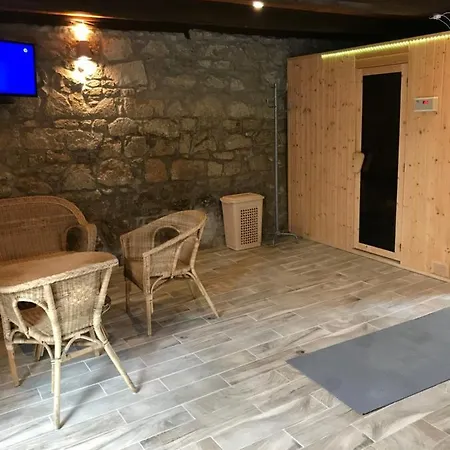 Dombi Porta-2