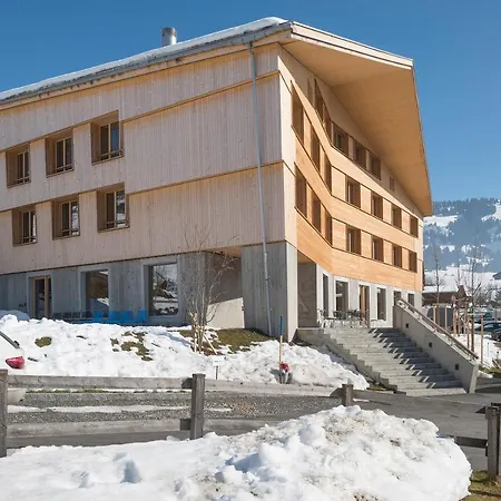 Saanen Gstaad Youth Hostel-2