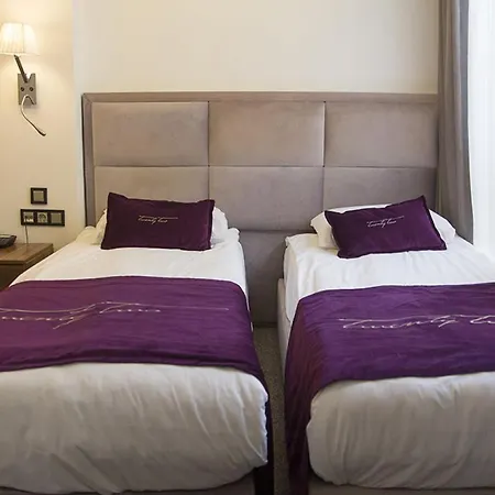 The 22 Hotel-3