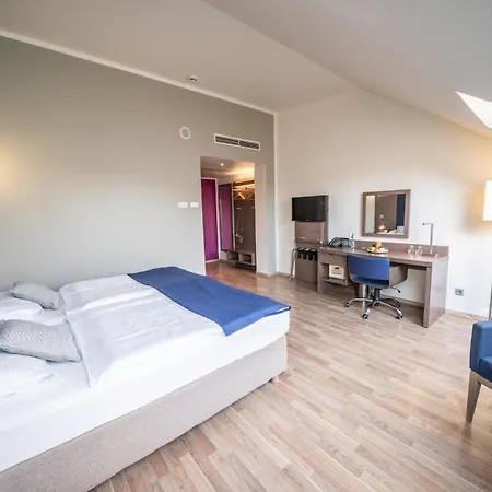 Hotel Orangerie-3