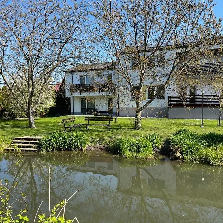 Suri Bau Apartman-3