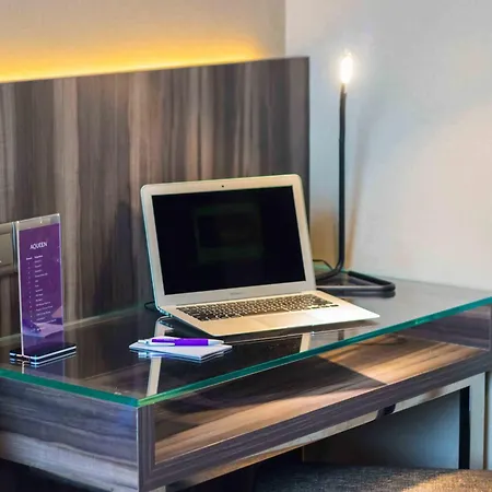 Aqueen Hotel Paya Lebar-2