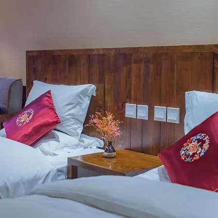 Arro Khampa By Zinc Journey Shangri-La-2
