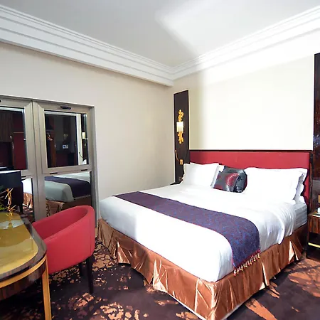 Hotel Fleur De Lys Plateau-3