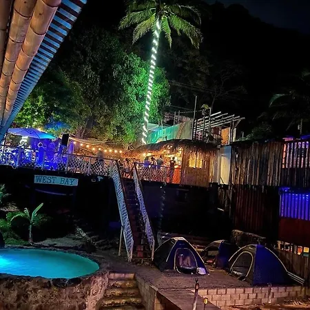 Captain Morgan Hostel Lake Coatepeque-2